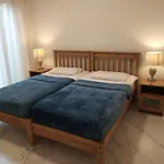 Regina Garden Renovated & Lovely Apartment, Paphos