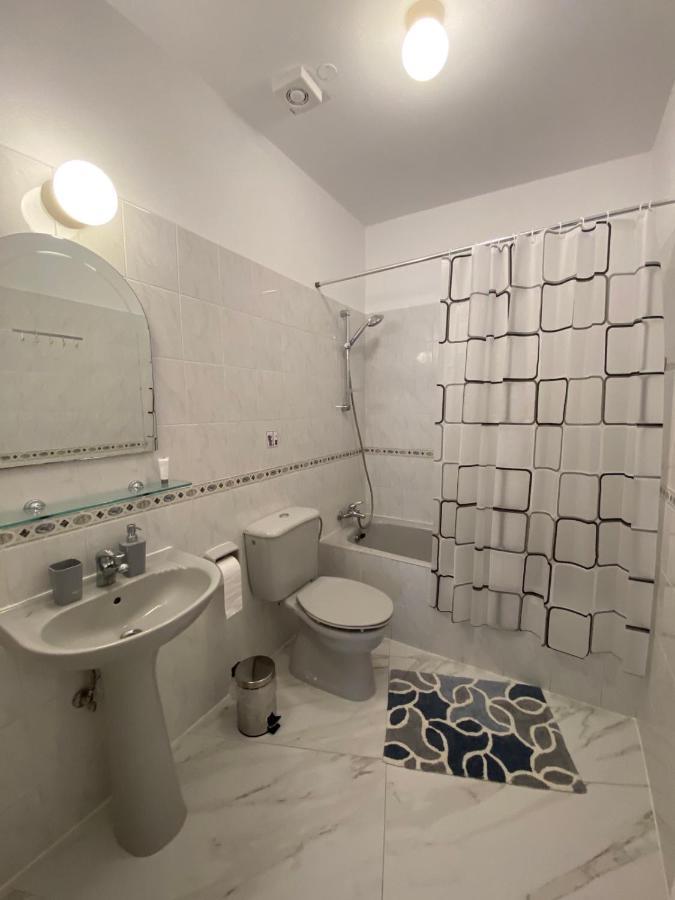 Apartment Regina Garden Renovated & Lovely Apartment, *