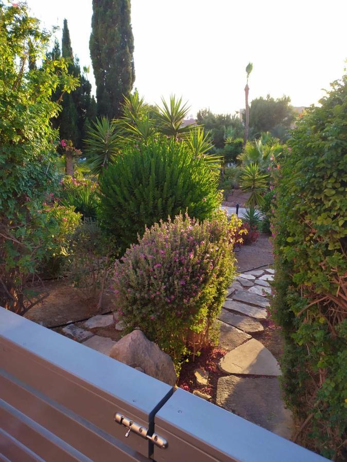 Apartment Regina Garden Renovated & Lovely Apartment, *