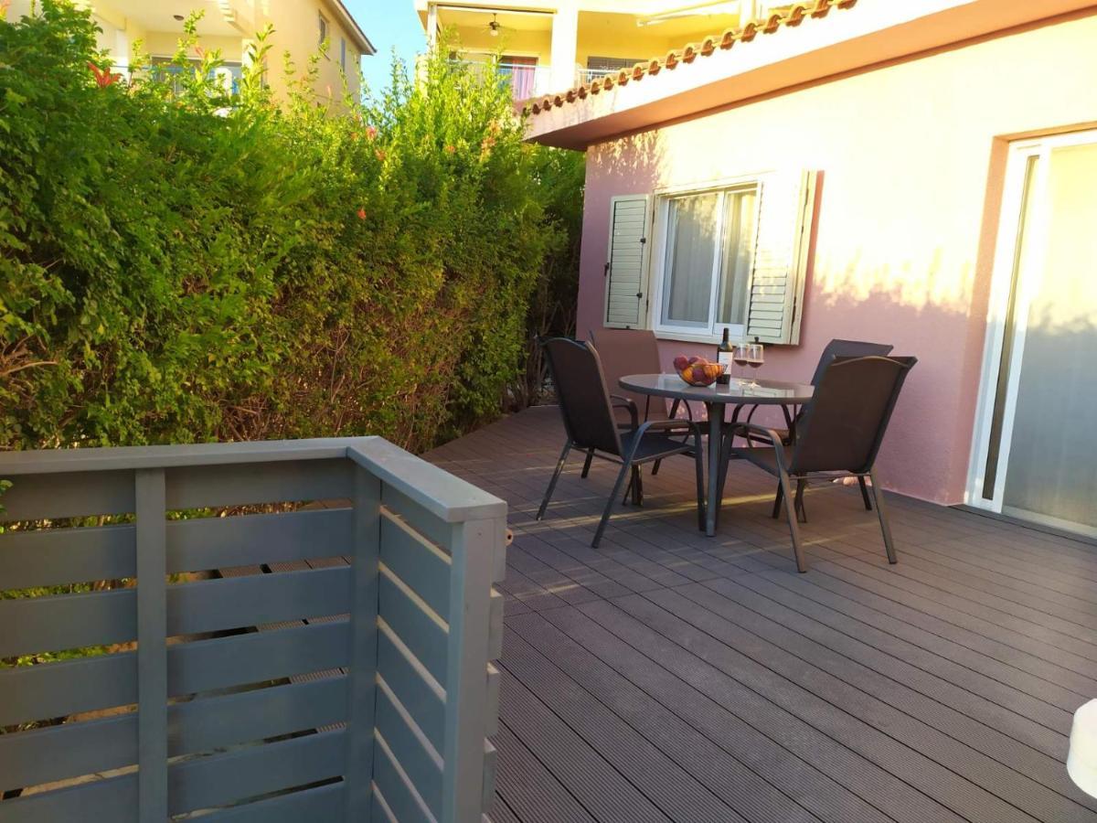 Regina Garden Renovated & Lovely Apartment, Paphos